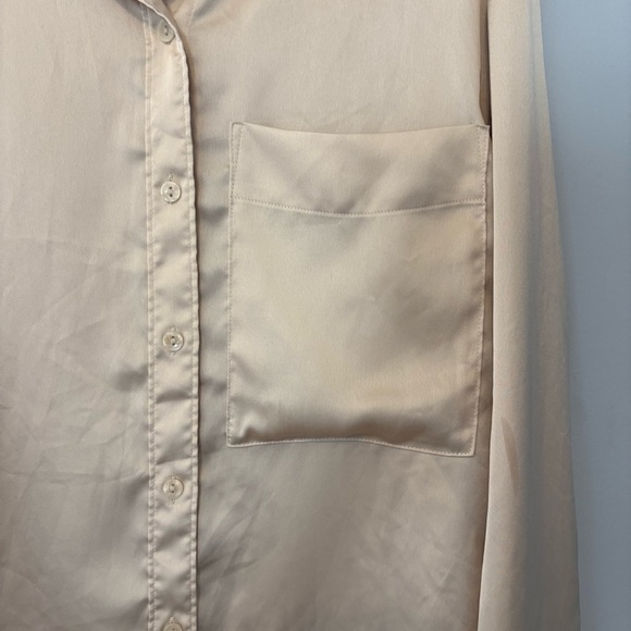 Abercrombie & Fitch Oversized Satin Blouse XS Beige Shirt - Picture 3 of 8